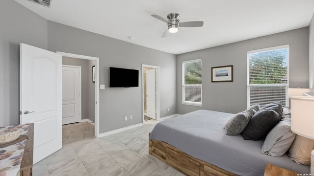 2070 Shire Meadows, New Braunfels, TX 78130