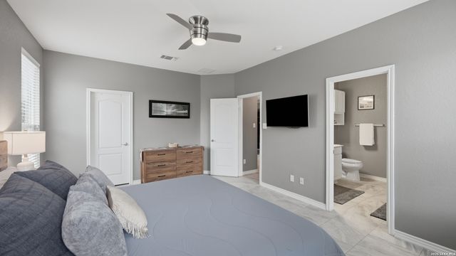 2070 Shire Meadows, New Braunfels, TX 78130