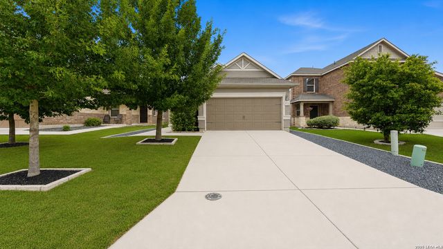 2070 Shire Meadows, New Braunfels, TX 78130