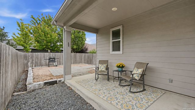 2070 Shire Meadows, New Braunfels, TX 78130