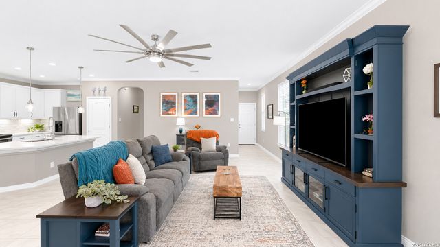 2070 Shire Meadows, New Braunfels, TX 78130