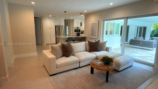 7521 SW 175th Street, Palmetto Bay, FL 33157