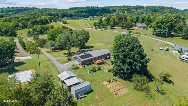 134 County Road 444, Athens, TN 37303