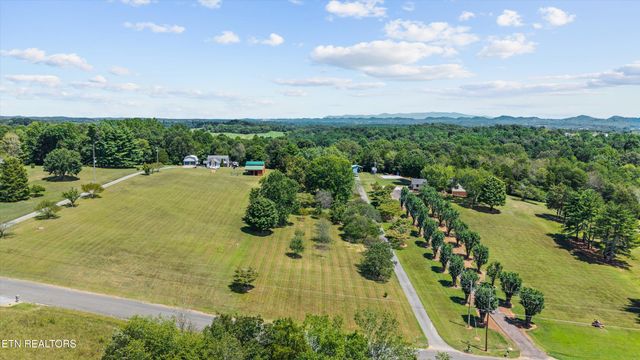 134 County Road 444, Athens, TN 37303
