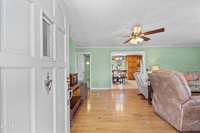 134 County Road 444, Athens, TN 37303