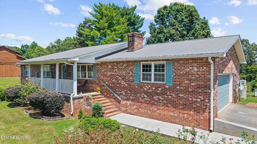134 County Road 444, Athens, TN 37303