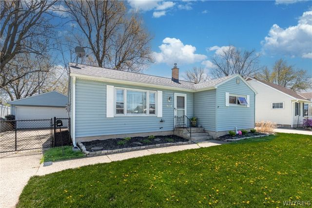 707 Fletcher Street, Tonawanda, NY 14150