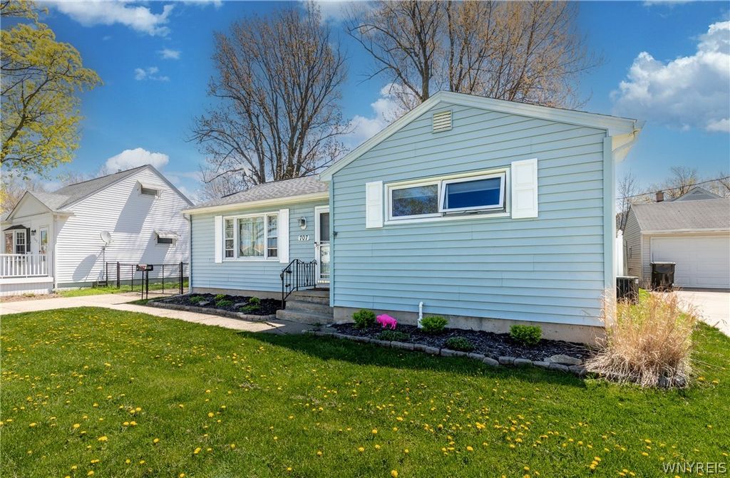 707 Fletcher Street, Tonawanda, NY 14150