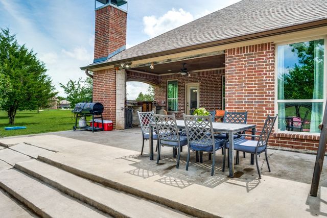 1953 S Sky Meadows Drive, Caddo Mills, TX 75135