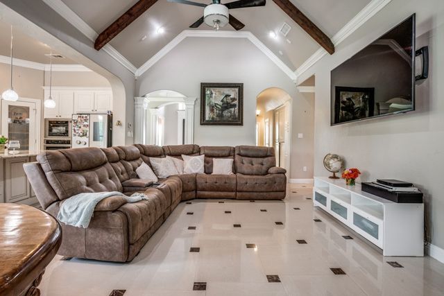 1953 S Sky Meadows Drive, Caddo Mills, TX 75135