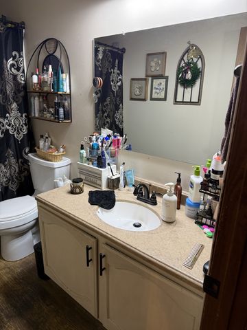 2318 Huckaby Rd, Columbia, TN 38401