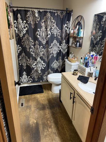 2318 Huckaby Rd, Columbia, TN 38401