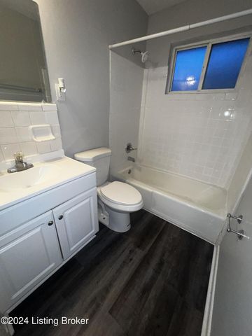 4220 Flintlock Dr 10, Louisville, KY 40216