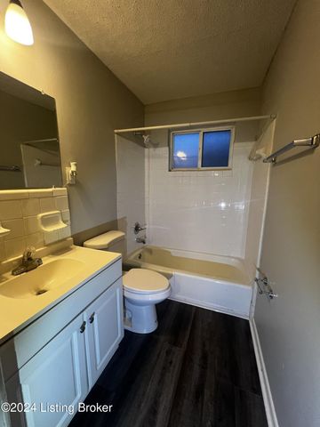 4220 Flintlock Dr 10, Louisville, KY 40216