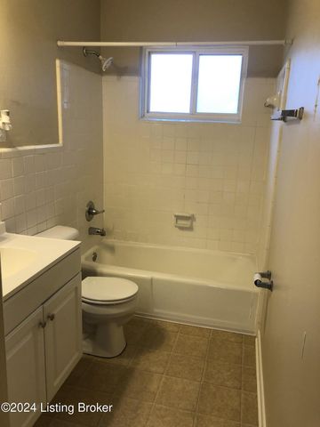 4220 Flintlock Dr 10, Louisville, KY 40216