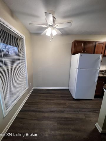 4220 Flintlock Dr 10, Louisville, KY 40216