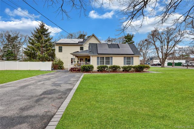 82 Southaven Avenue, Medford, NY 11763