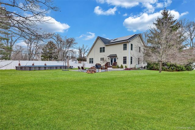 82 Southaven Avenue, Medford, NY 11763