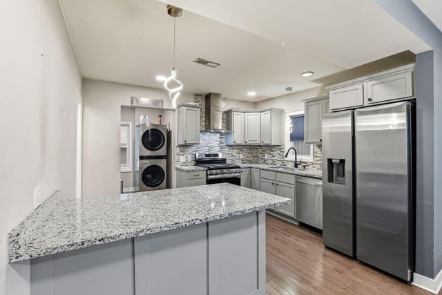 4750 Aldrich Avenue N, Minneapolis, MN 55430