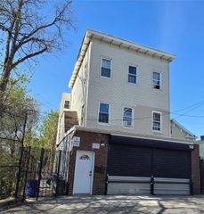 2 Carlisle Place Unit #1, Yonkers, NY 10701