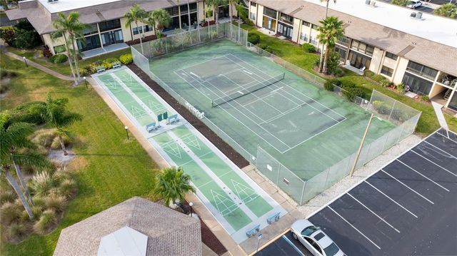 12300 VONN ROAD 1205, Largo, FL 33774