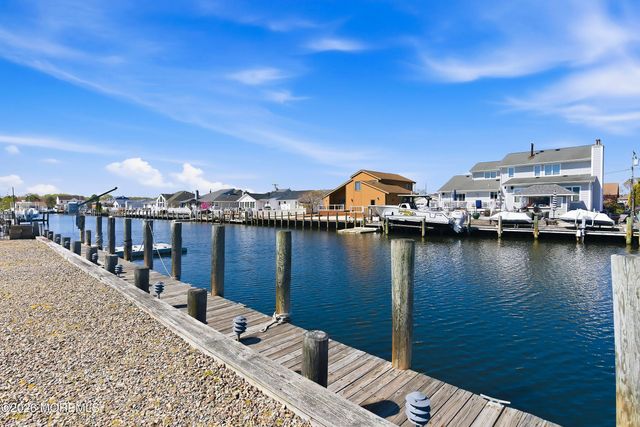616 Baron Street, Toms River, NJ 08753