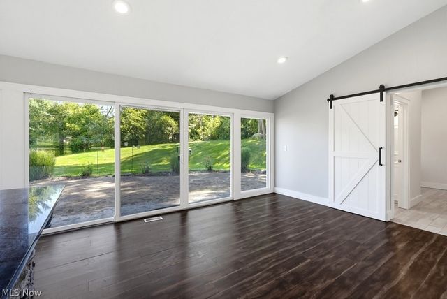 7817 Cambridge Drive, Brecksville, OH 44141