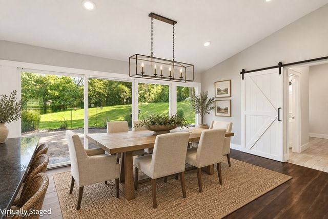 7817 Cambridge Drive, Brecksville, OH 44141