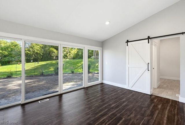 7817 Cambridge Drive, Brecksville, OH 44141