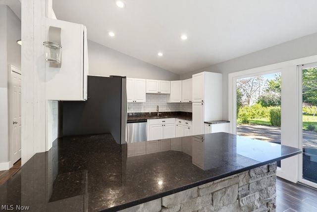 7817 Cambridge Drive, Brecksville, OH 44141