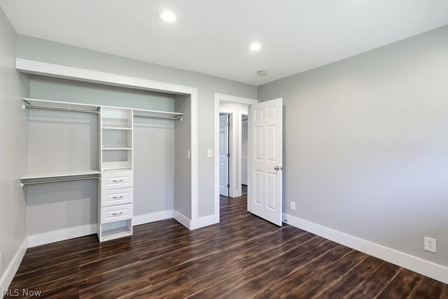 7817 Cambridge Drive, Brecksville, OH 44141