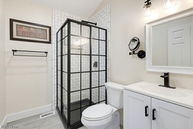7817 Cambridge Drive, Brecksville, OH 44141