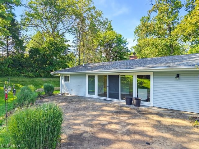 7817 Cambridge Drive, Brecksville, OH 44141