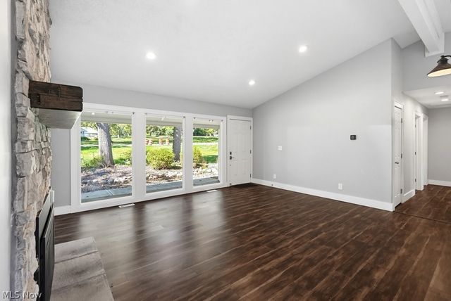7817 Cambridge Drive, Brecksville, OH 44141