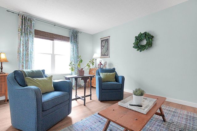 27 Barrhill Drive, Delaware, OH 43015