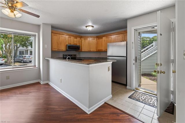 4724 Goldeneye CT, Virginia Beach, VA 23462