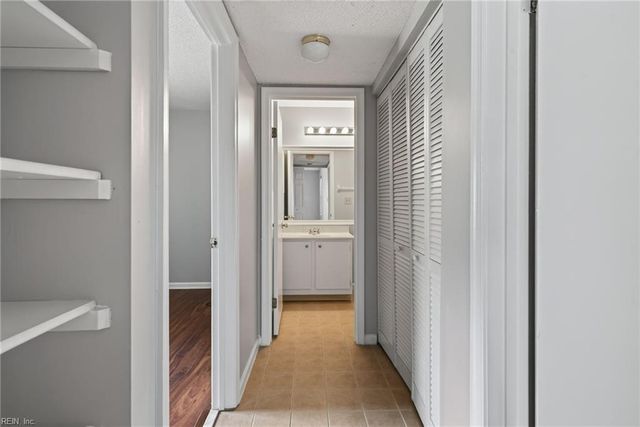 4724 Goldeneye CT, Virginia Beach, VA 23462