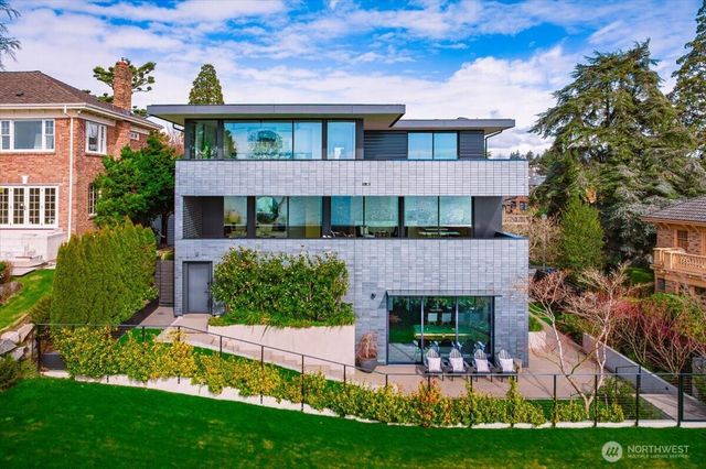 1914 Magnolia Boulevard W, Seattle, WA 98199