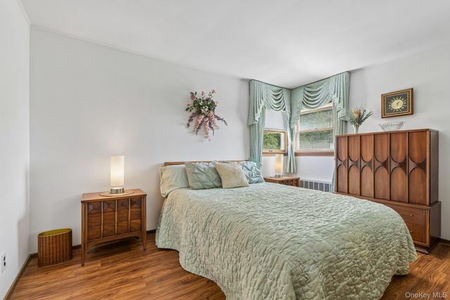 3994 Daleview Avenue, Seaford, NY 11783