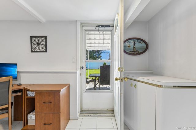 3994 Daleview Avenue, Seaford, NY 11783