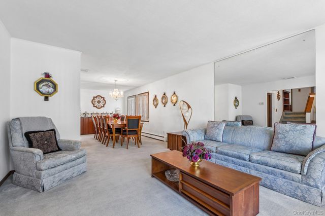 3994 Daleview Avenue, Seaford, NY 11783