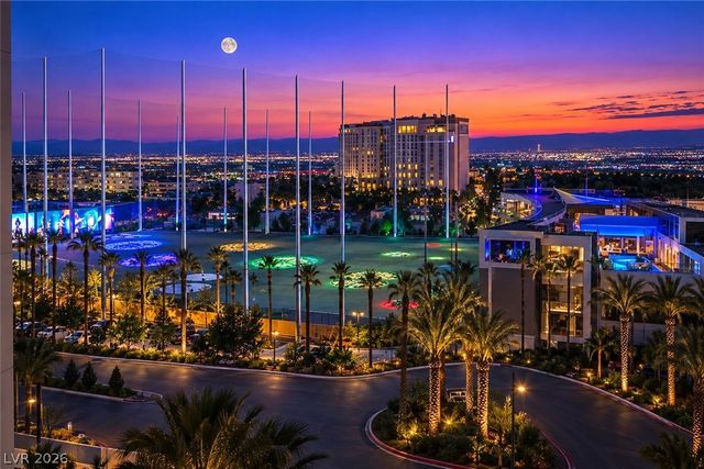 145 East HARMON Avenue 404, Las Vegas, NV 89109