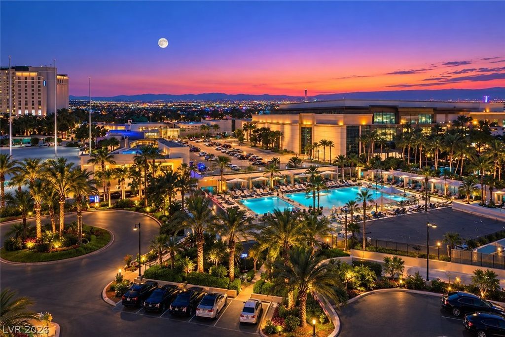 145 East HARMON Avenue 404, Las Vegas, NV 89109