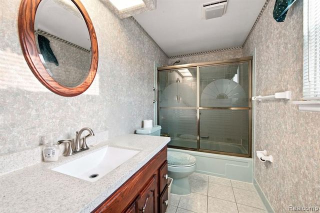 16640 Truwood Street, Woodhaven, MI 48183