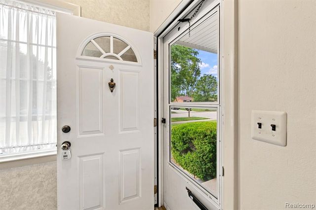 16640 Truwood Street, Woodhaven, MI 48183