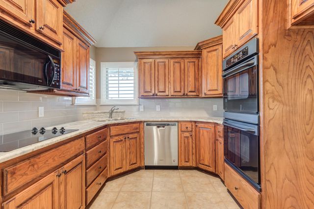 6013 100th Street, Lubbock, TX 79424