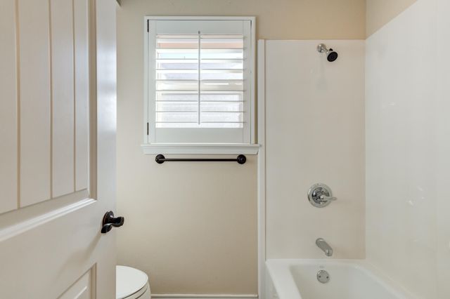 6013 100th Street, Lubbock, TX 79424