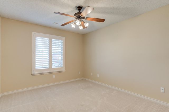 6013 100th Street, Lubbock, TX 79424