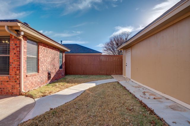 6013 100th Street, Lubbock, TX 79424