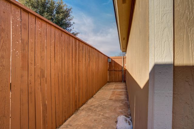 6013 100th Street, Lubbock, TX 79424